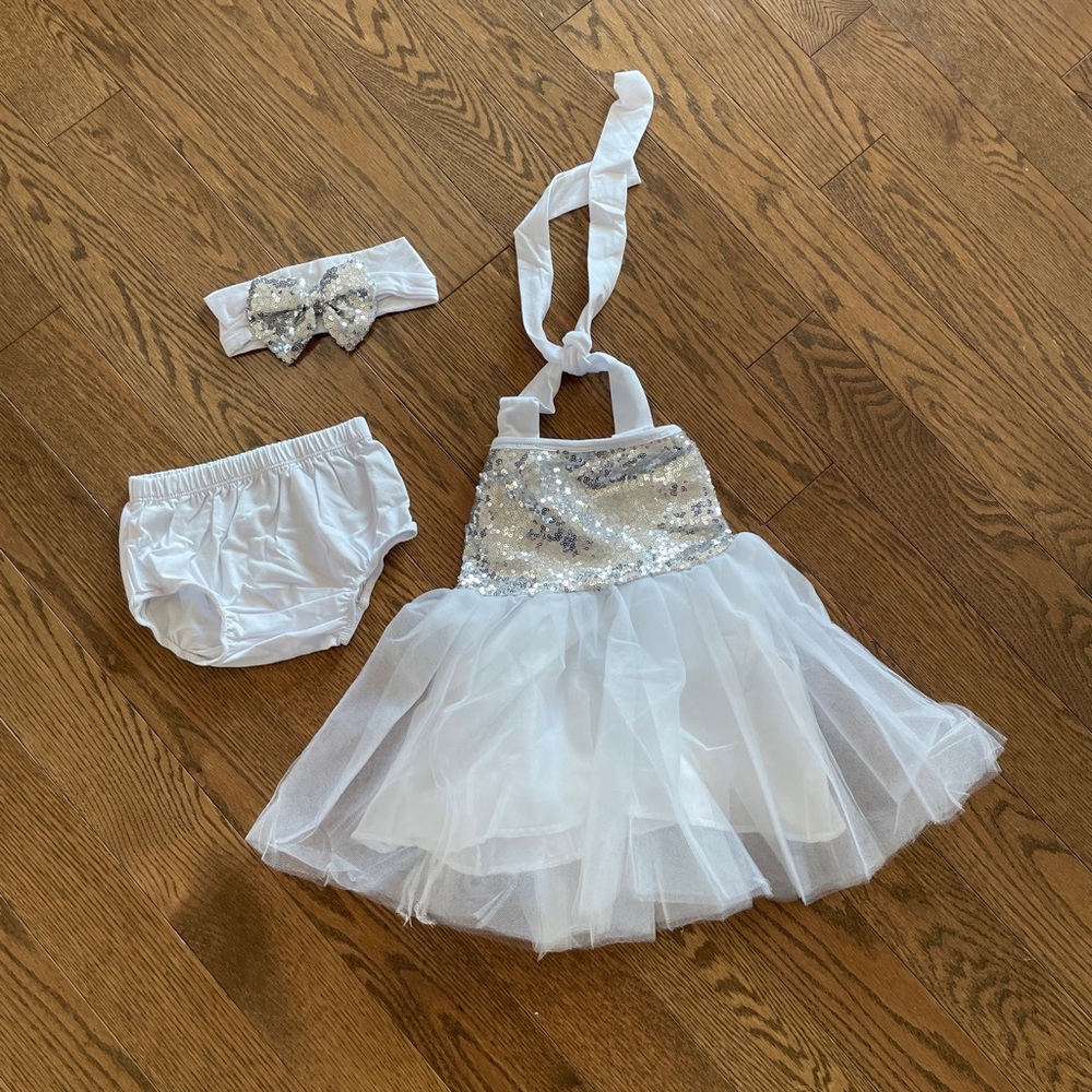 NEW 12M 3 piece Tutu Set - White Silver Sequin